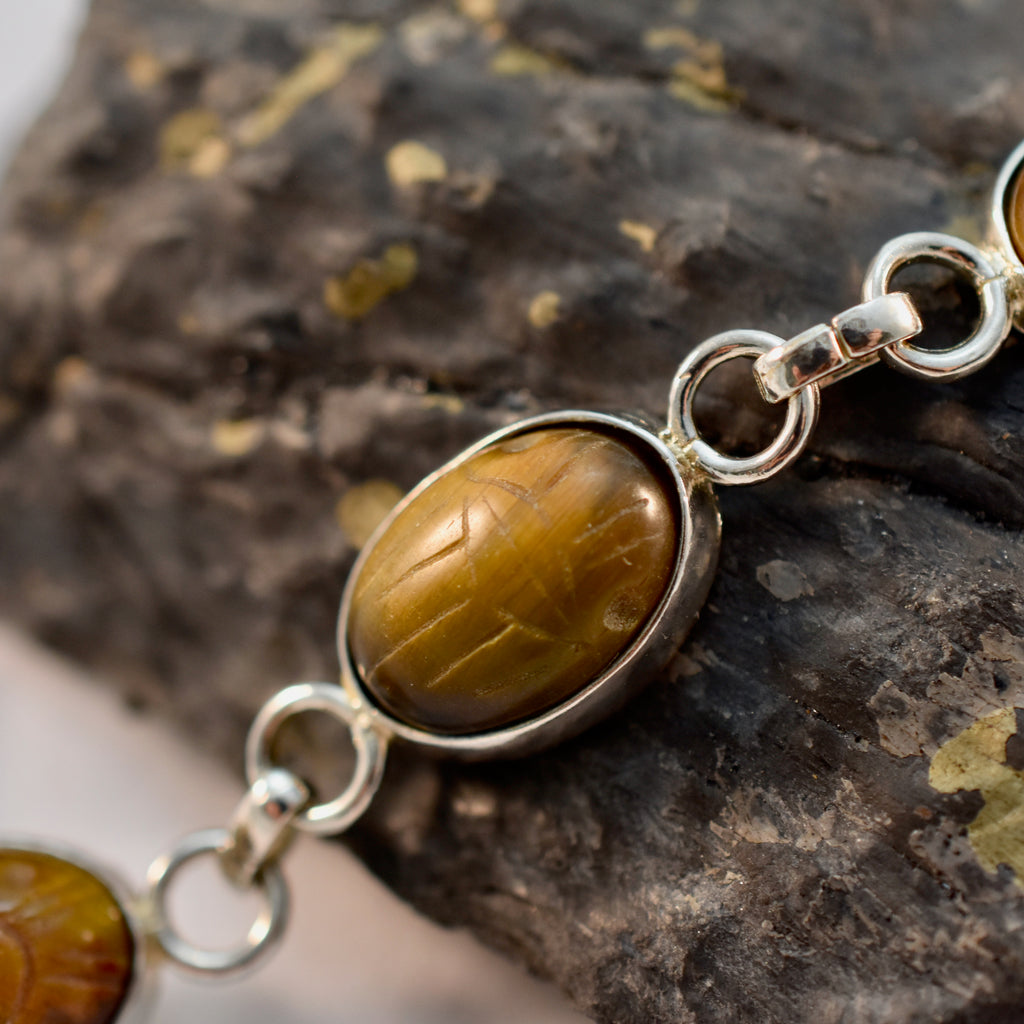 Vintage - Look Into The Tigers Eye Bracelet